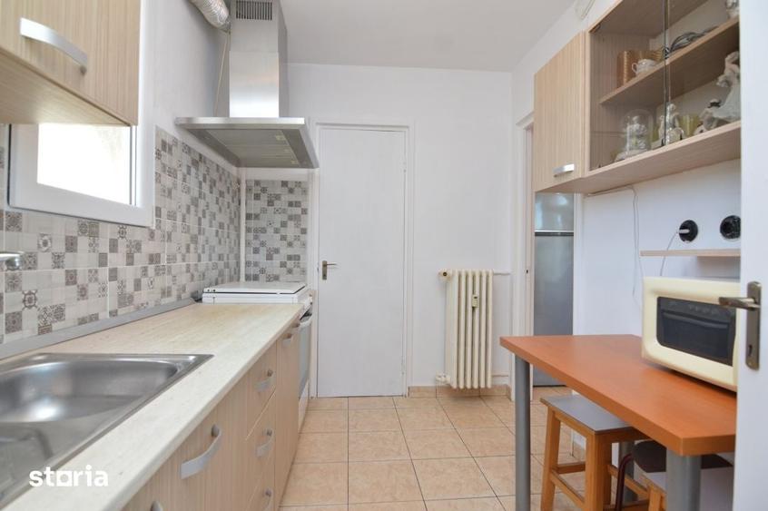 Apartament cu 2 camere decomandat în Titan