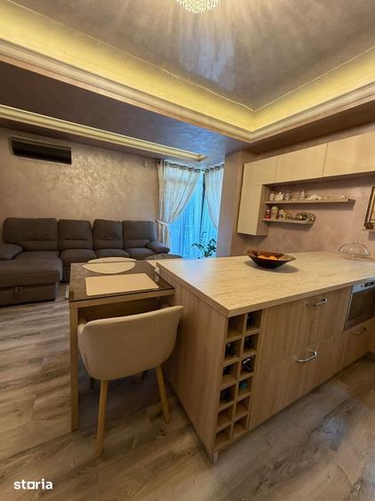 Apartament cu 2 camere decomandat în Tomis Plus