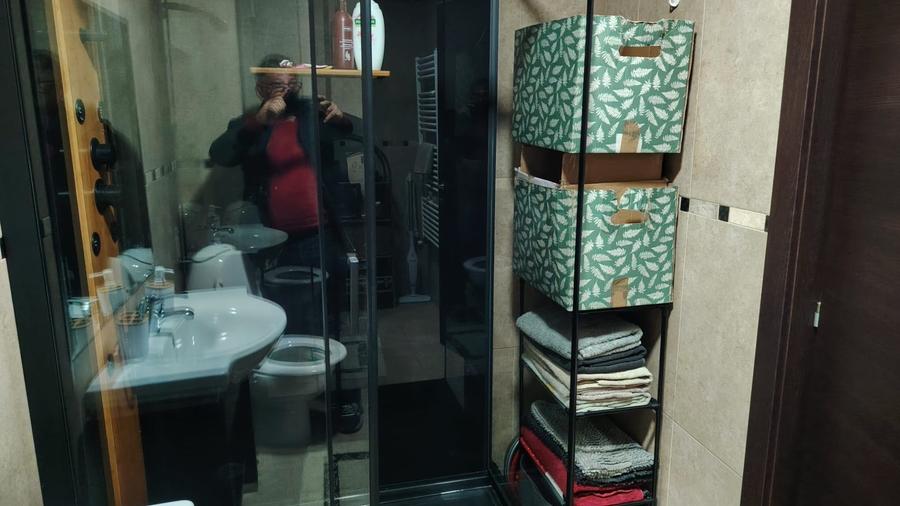 Apartament cu 3 camere semidecomandat în Florești