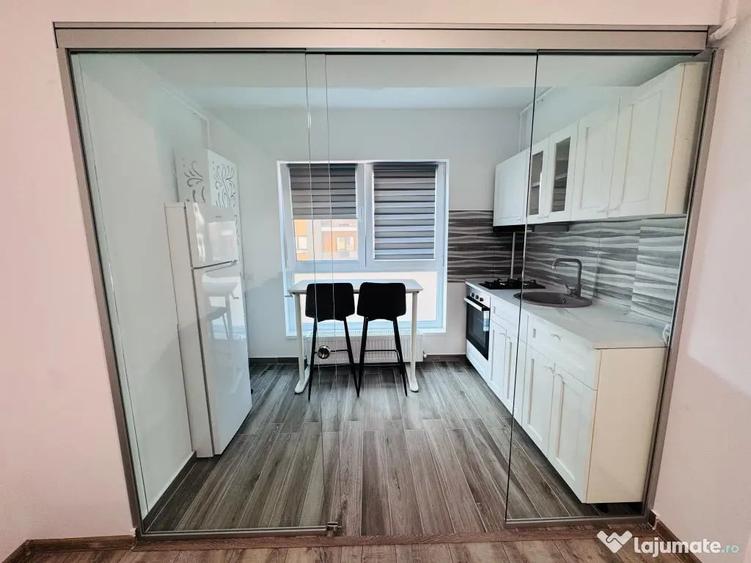 Apartament cu 2 camere semidecomandat în Central