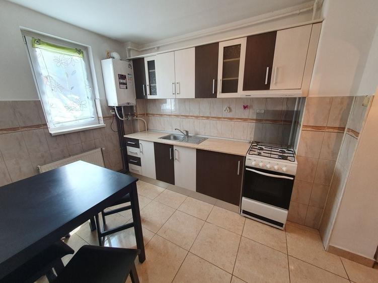 Apartament cu 2 camere decomandat în Bălcescu
