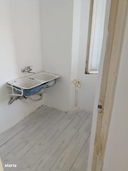 Garsonieră semidecomandată în Noua