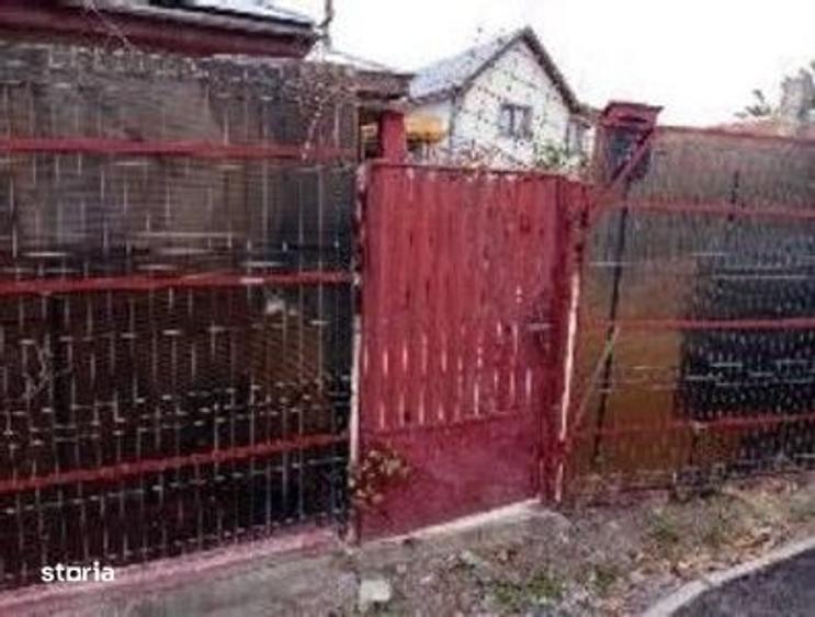 Casă cu 3 camere cu Teren 281 Mp în Central