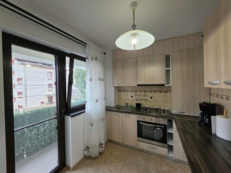 Apartament cu 2 camere în Păcii