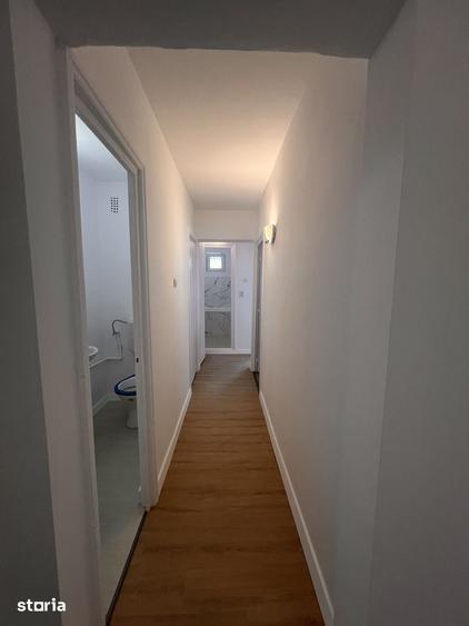 Apartament cu 3 camere decomandat în Dristor