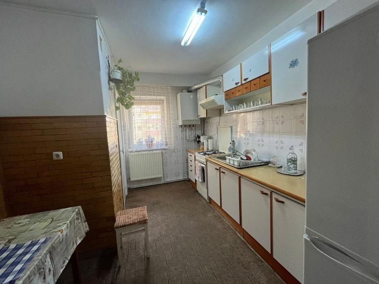 Apartament cu 3 camere în Turnișor