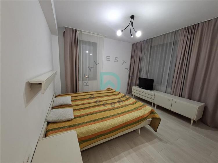 Apartament cu 3 camere semidecomandat în Bartolomeu