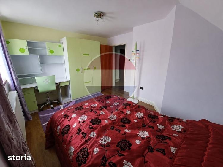 Casă cu 4 camere cu Teren 2560 Mp în Poieni-Solca