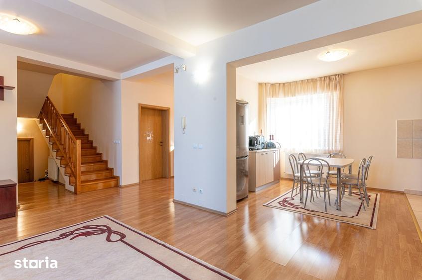 Casă cu 6 camere cu Teren 413 Mp în Bună Ziua