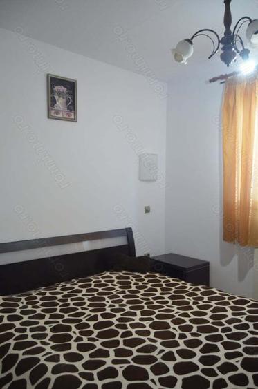 Apartament cu 2 camere decomandat în Predeal