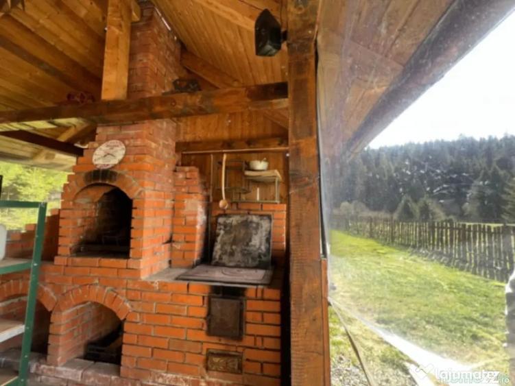 Casă cu 4 camere cu Teren 900 Mp în Comandău