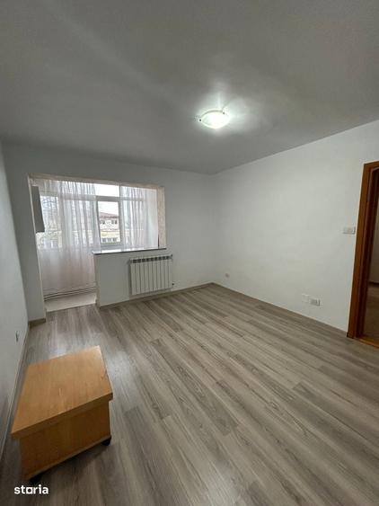 Apartament cu 2 camere decomandat în Sud