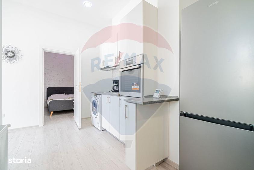 Apartament cu 3 camere decomandat, mobilat în Valea Cetății