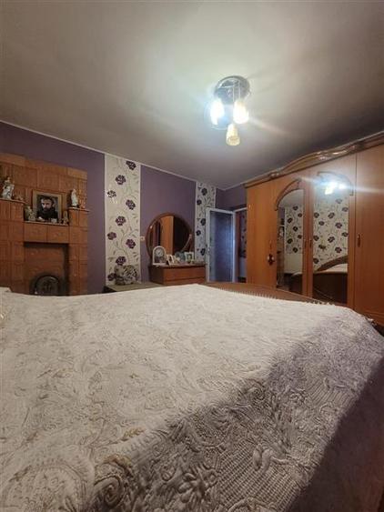 Casă cu 3 camere cu Canalizare în Palas