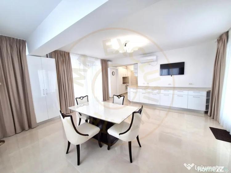Apartament cu 4 camere decomandat, mobilat în Craiovei