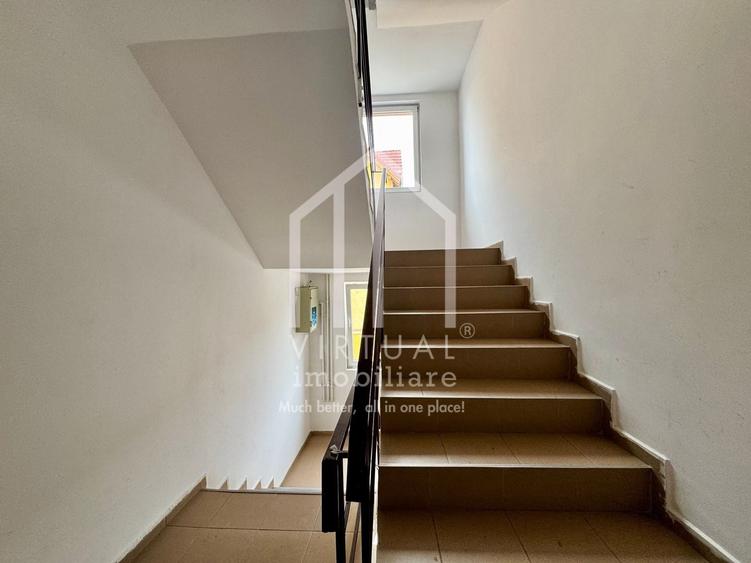 Apartament cu 3 camere decomandat în Turnișor