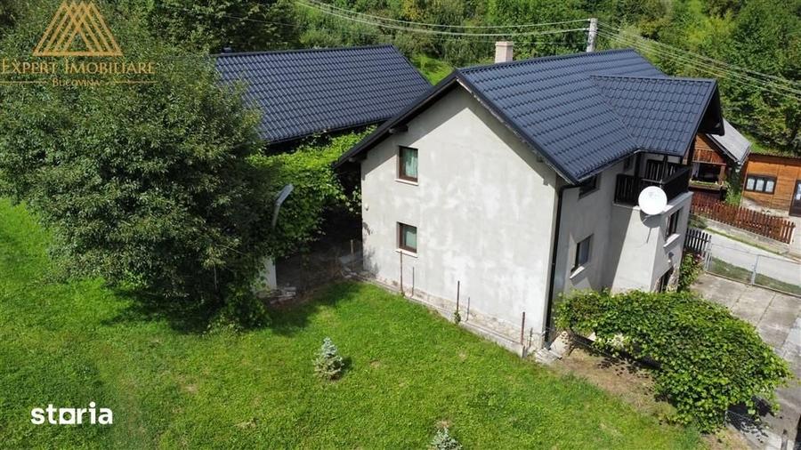 Casă cu 4 camere cu Teren 3000 Mp în Vama
