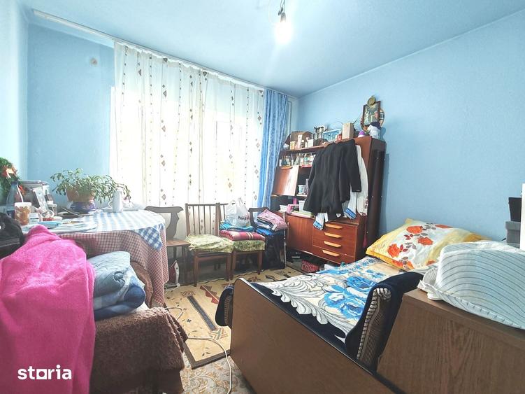 Apartament cu 2 camere decomandat în Trivale