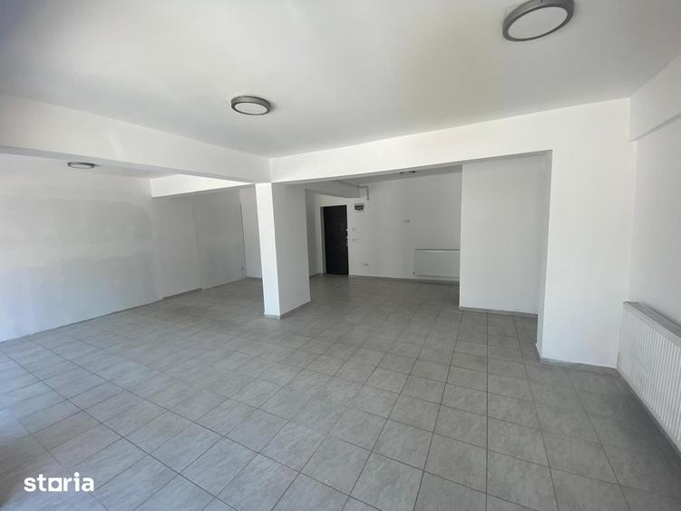 Spațiu comercial, de 46 mp, în Central