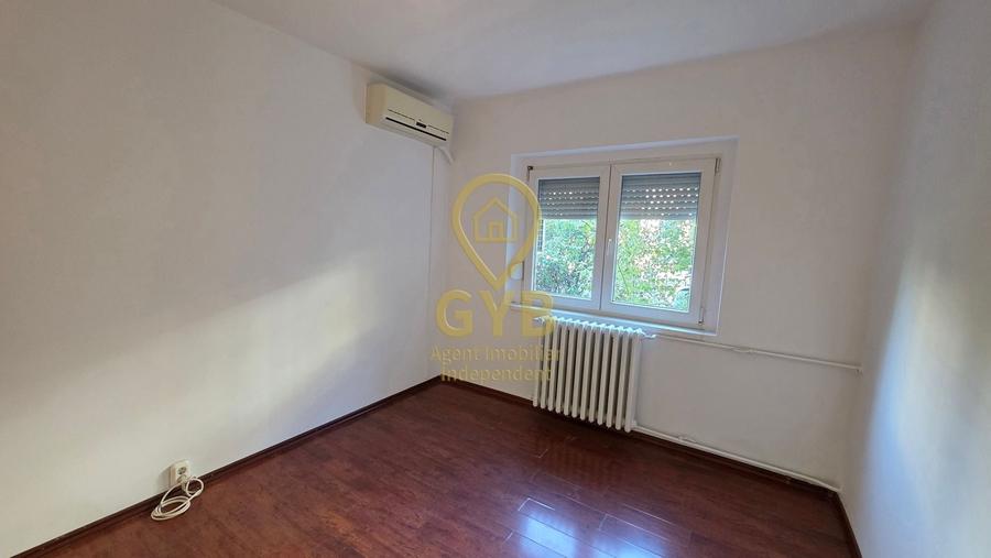 Apartament cu 2 camere decomandat în Decebal