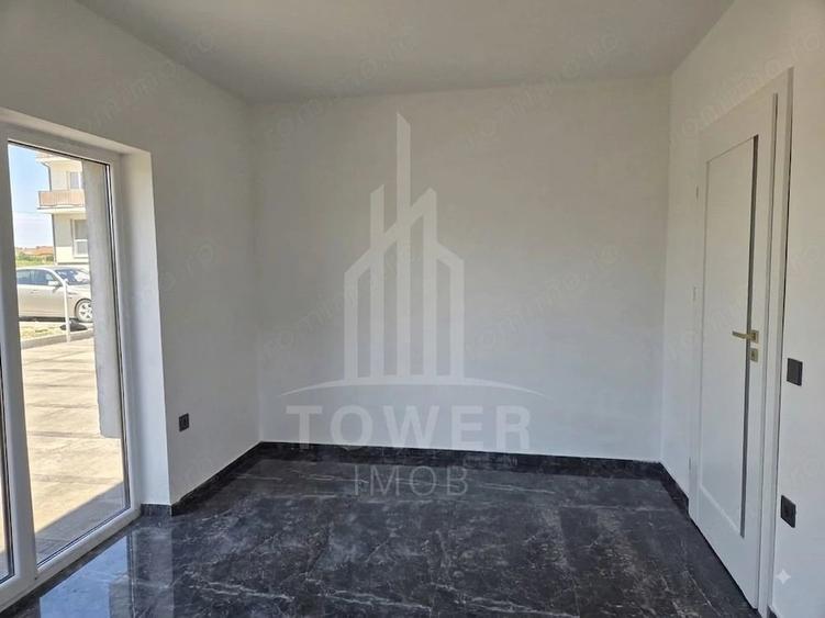 Apartament cu 3 camere decomandat în Turnișor