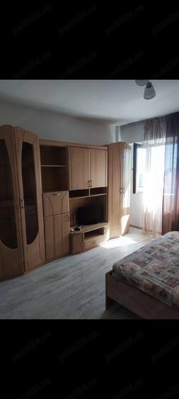 Garsonieră decomandată în Calea București