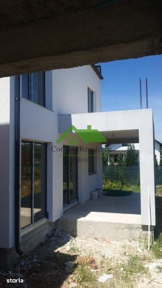 Casă cu 5 camere cu Teren 470 Mp în Săsar