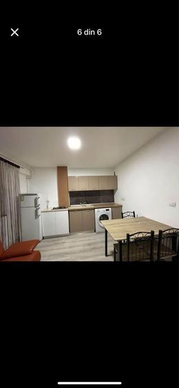 Garsonieră decomandată în Traian