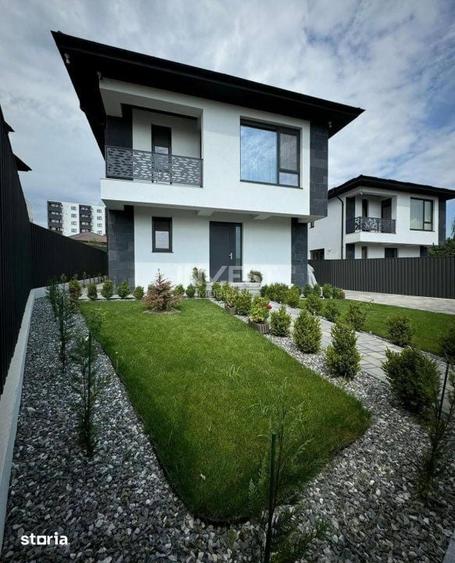 Casă cu 4 camere cu Teren 500 Mp în Bârnova