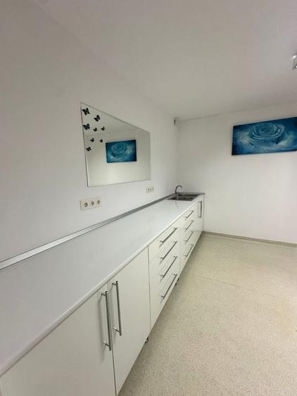 Spațiu comercial, de 20 mp, în Central