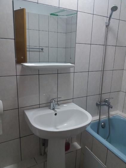 Garsonieră decomandată în Dorobanți