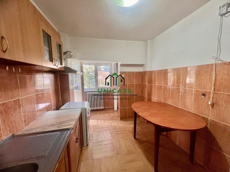 Apartament cu 3 camere decomandat în Nord