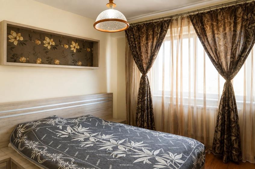 Apartament cu 3 camere, mobilat în Tomis III