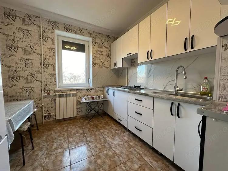 Apartament cu 2 camere decomandat în Iancului