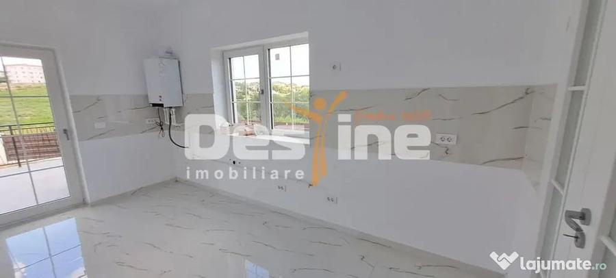 Casă cu 4 camere cu Teren 400 Mp în Valea Adâncă
