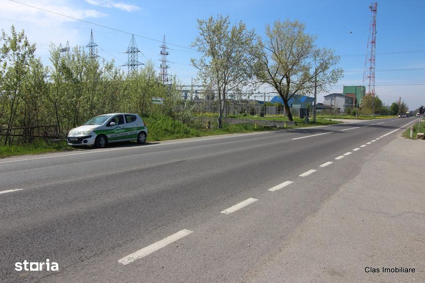 Teren de 7758 mp, în Central