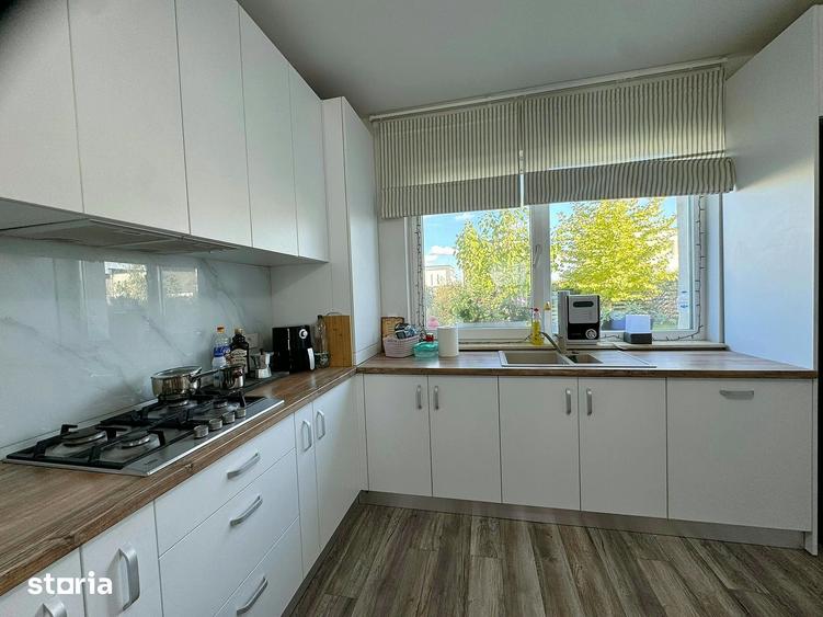 Casă cu 4 camere cu Teren 460 Mp în Corbeanca