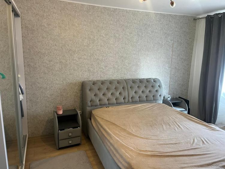 Apartament cu 2 camere decomandat în Dacia