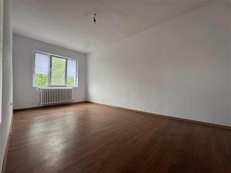 Apartament cu 2 camere decomandat în Frumoasa