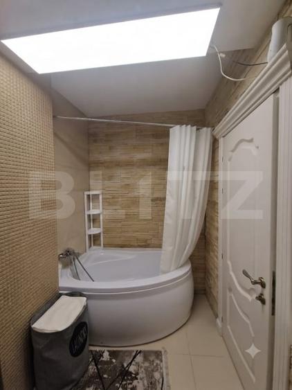Apartament cu 3 camere decomandat, mobilat în Burdujeni