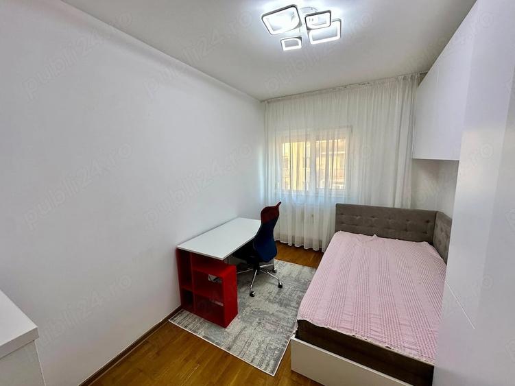 Apartament cu 3 camere decomandat în Central