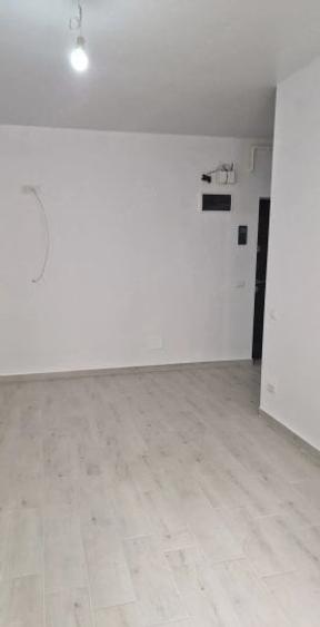 Apartament cu 2 camere decomandat în Popești-Leordeni