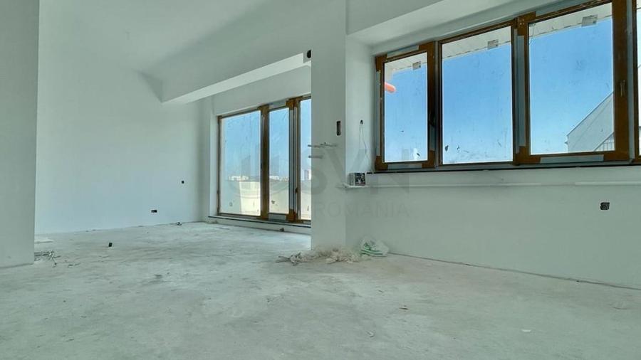 Apartament cu 3 camere semidecomandat în Domenii