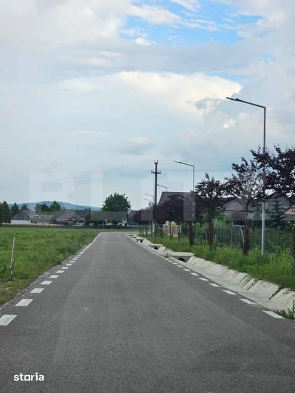 Teren de 4400 mp, în Dărmănești
