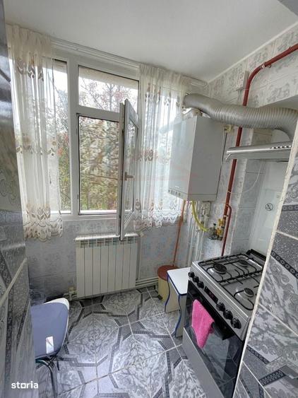 Apartament cu 2 camere decomandat în Micro 21