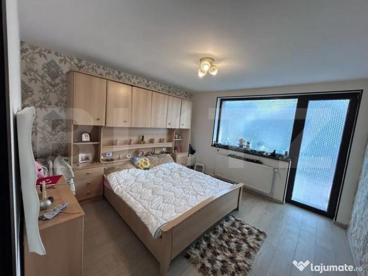 Casă cu 6 camere cu Teren 2000 Mp în Aeroport