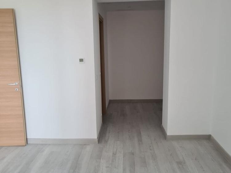 Apartament cu 2 camere semidecomandat în Splaiul Unirii