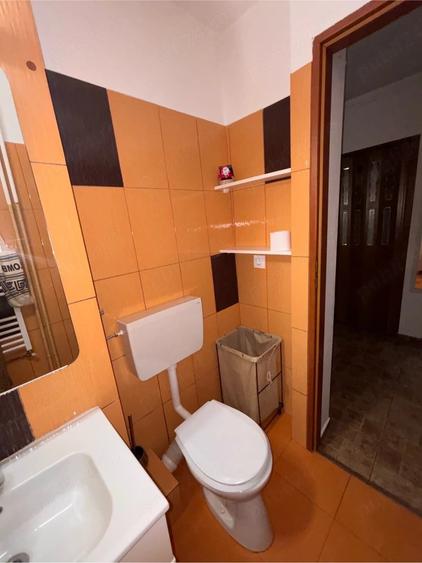 Garsonieră decomandată în Drăgășani