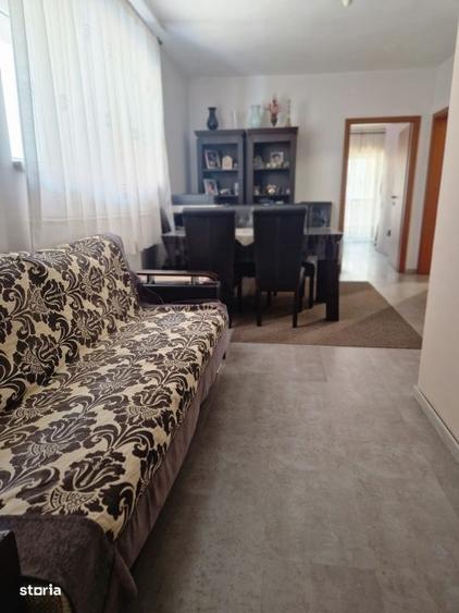 Apartament cu 3 camere în Borhanci