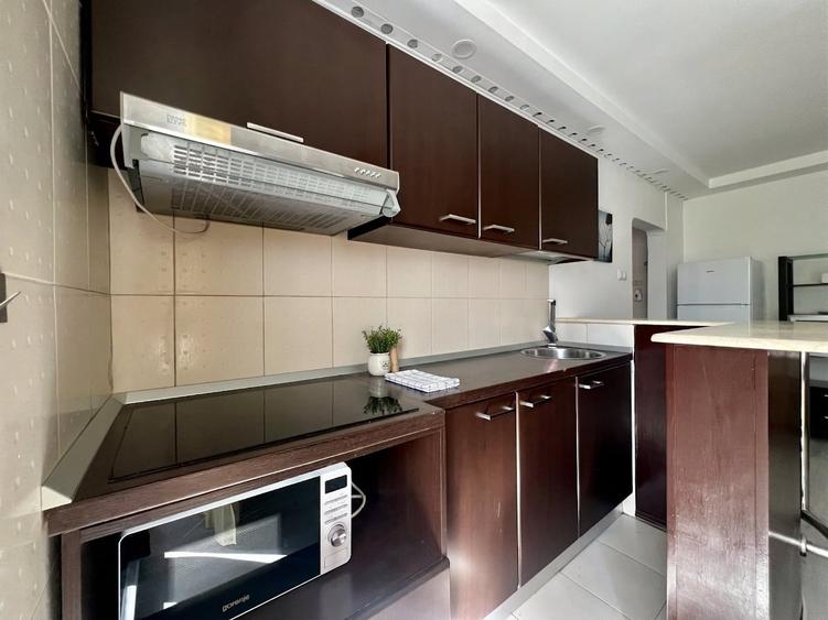 Apartament cu 2 camere decomandat, mobilat în Nerva Traian